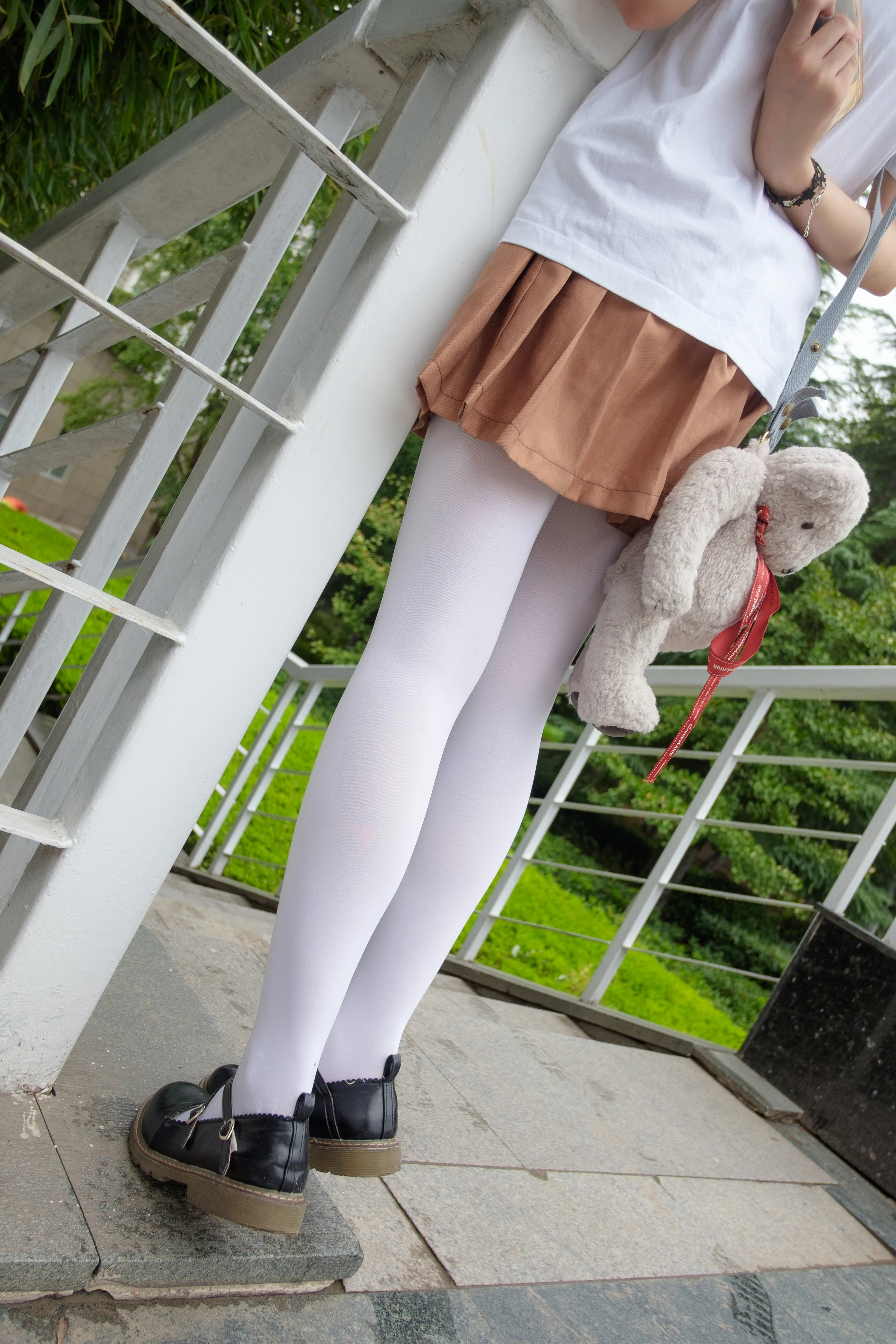 森萝财团 [BETA-004] 高中女生JK白丝外拍 [113P]插图4